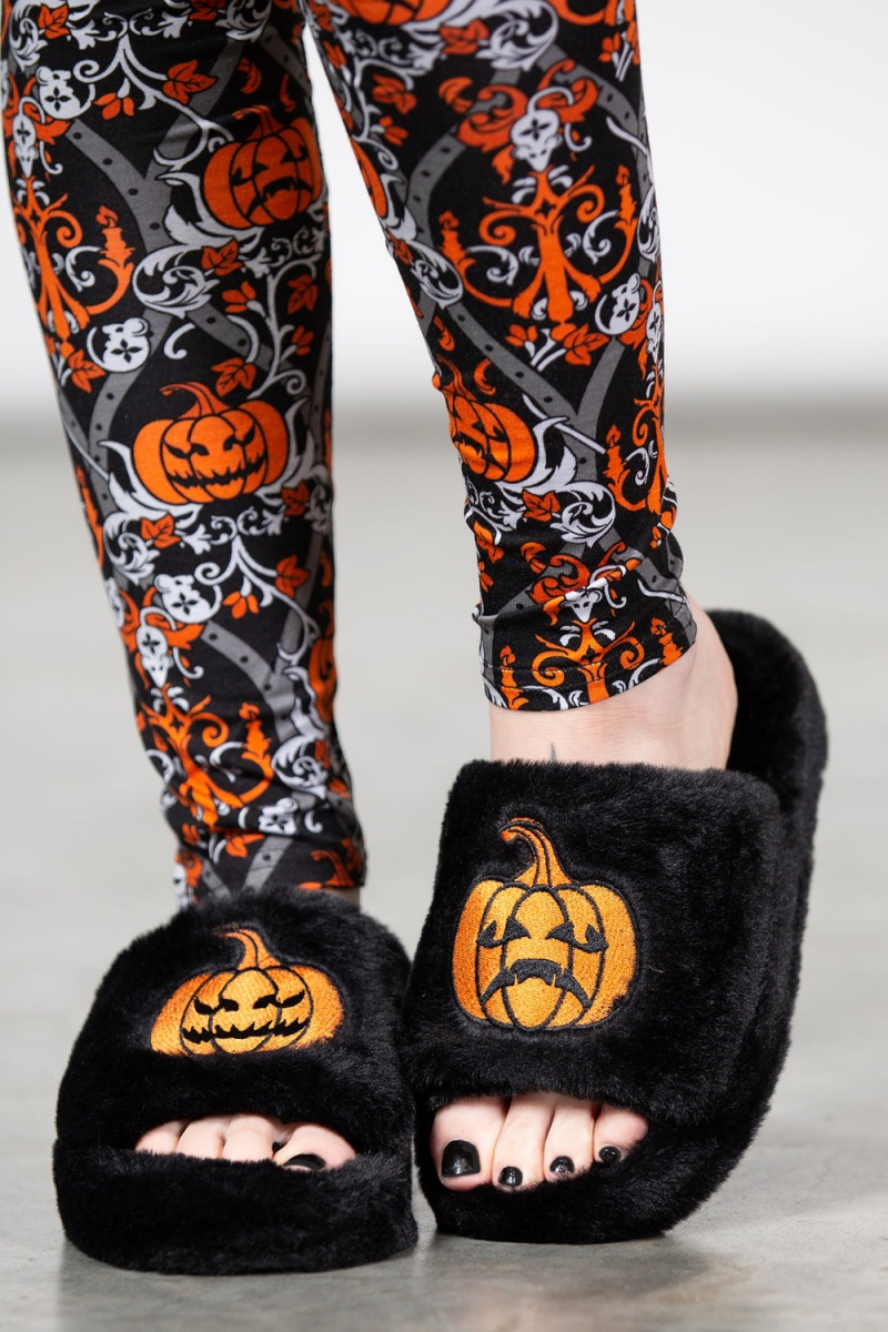 Killstar 12 O'Clock Slippers Černé | DKBCTP-125