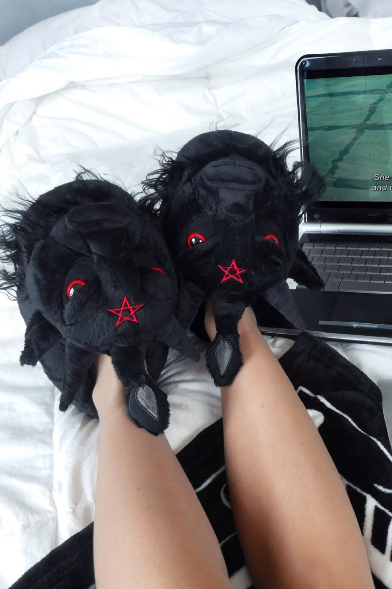 Killstar Dark Lord Slippers Černé | GIMCNE-054
